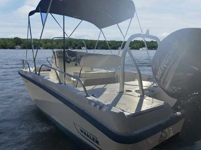 Slide: The Image of Boston Whaler 180 Dauntless 2015 - 1