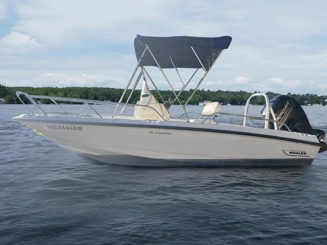 Slide: The Image of Boston Whaler 180 Dauntless 2015 - 3