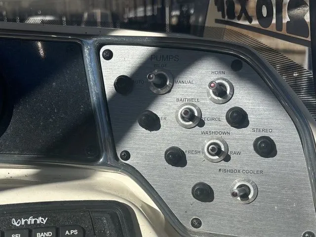 Slide: The Image of Scout 210XSF 2014 - 10