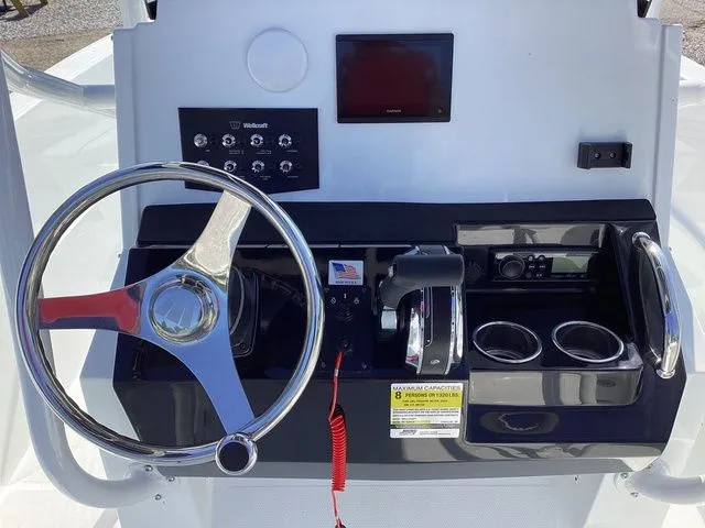 Slide: The Image of Wellcraft 202 Fisherman 2023 - 7