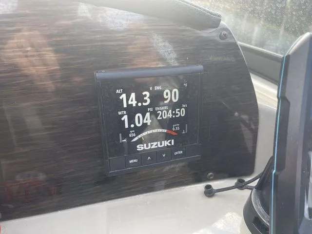 Slide: The Image of Stingray 231DC 2020 - 10