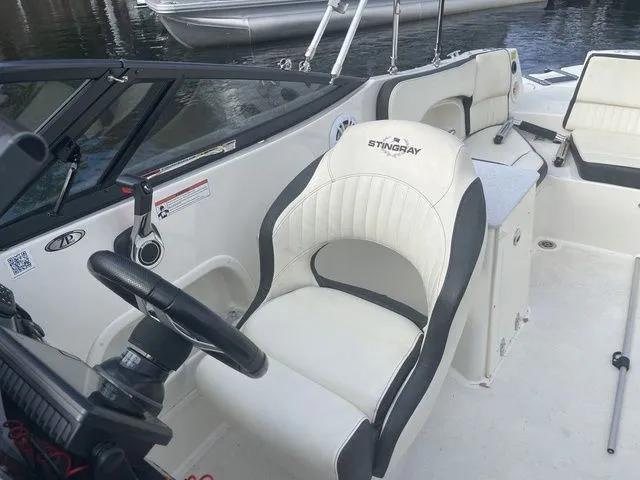 Slide: The Image of Stingray 231DC 2020 - 14