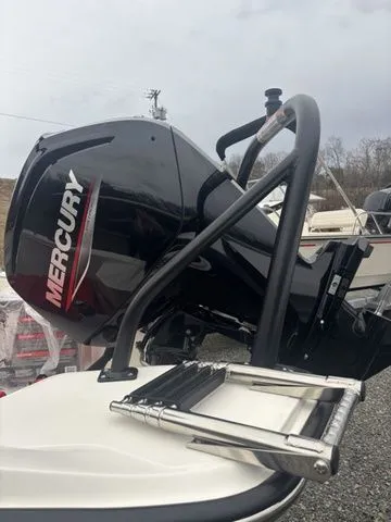 Slide: The Image of Boston Whaler 160 Super Sport 2025 - 3