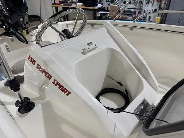 Slide: The Image of Boston Whaler 130 Super Sport 2025 - 9