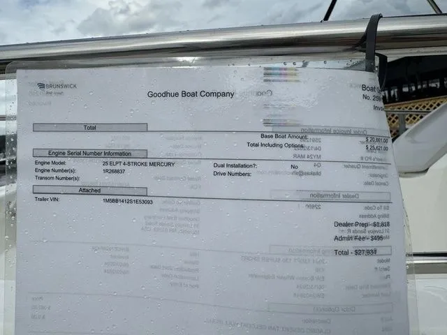 Slide: The Image of Boston Whaler 130 Super Sport 2024 - 11