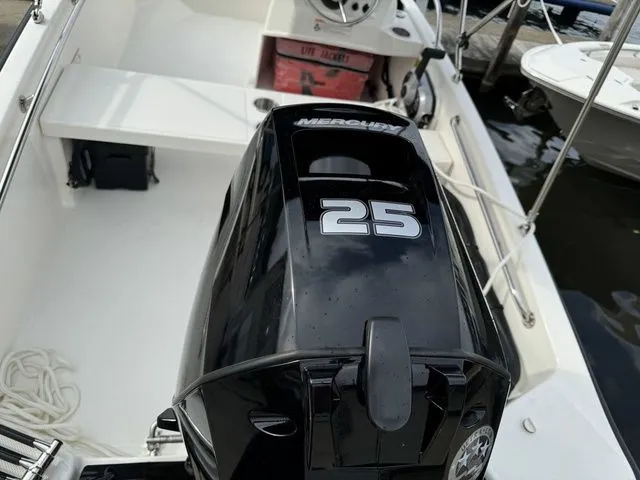 Slide: The Image of Boston Whaler 130 Super Sport 2024 - 4