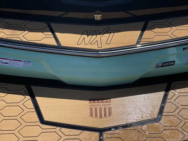 Slide: The Image of MasterCraft NXT21 2024 - 27