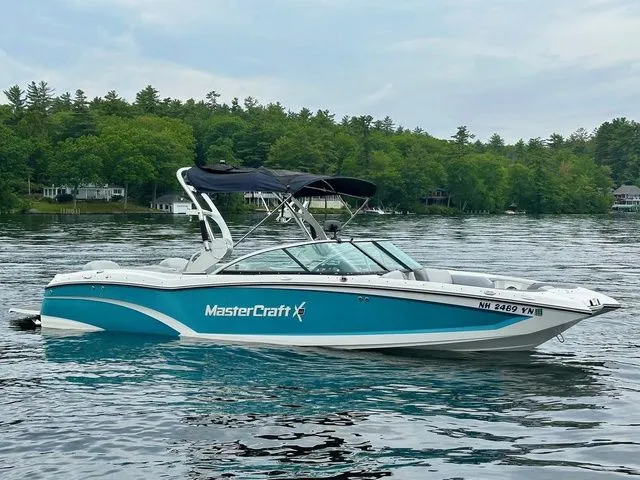 Slide: The Image of MasterCraft X46 2017 - 5