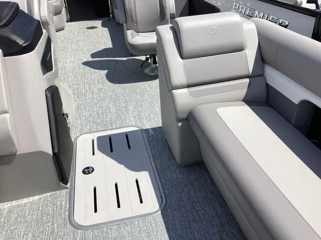 Slide: The Image of Premier 250 SunSation RF 2024 - 6