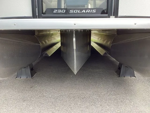 Slide: The Image of Premier 230 Solaris RL 2024 - 3