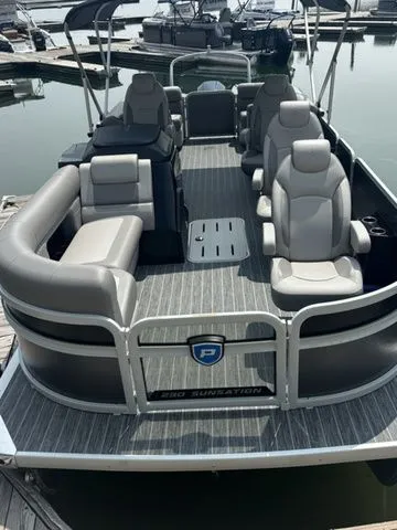 Slide: The Image of Premier 230 SunSation RF 2025 - 9