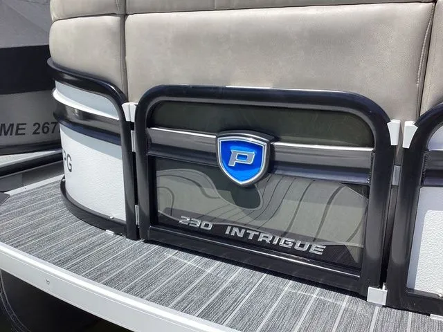 Slide: The Image of Premier 230 Intrigue RF 2024 - 2