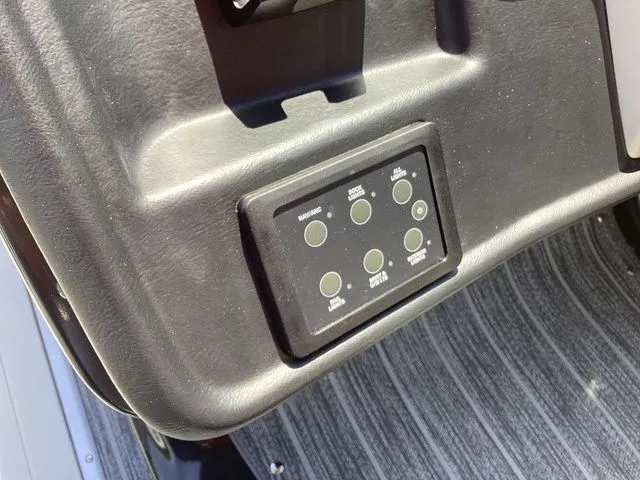 Slide: The Image of Premier 230 Intrigue RF 2024 - 21