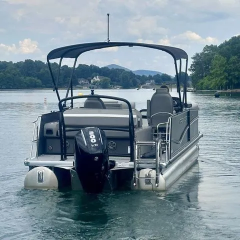 Slide: The Image of Premier 230 Sunsation RL 2024 - 10