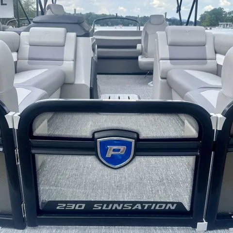 Slide: The Image of Premier 230 Sunsation RL 2024 - 14