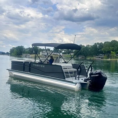 Slide: The Image of Premier 230 Sunsation RL 2024 - 8