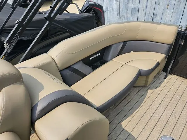 Slide: The Image of Sylvan Mirage X3 2025 - 14