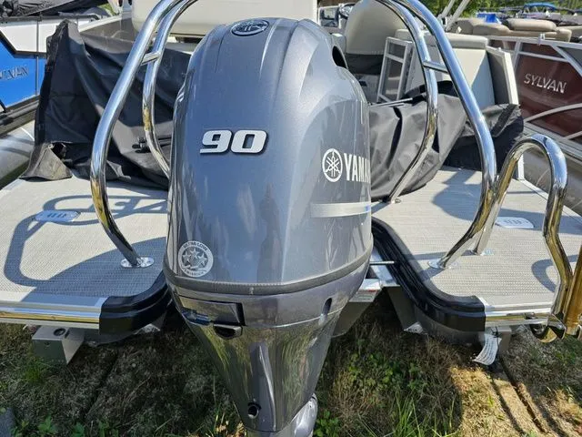 Slide: The Image of Sylvan Mirage 8520 CLZ DH 2025 - 15