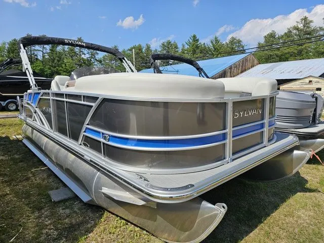 Slide: The Image of Sylvan Mirage 8520 CLZ DH 2025 - 3