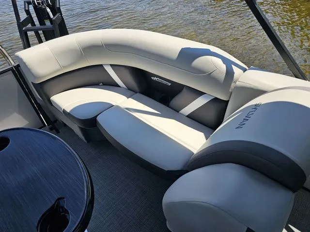 Slide: The Image of Sylvan Mirage X3 2025 - 9