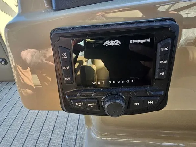 Slide: The Image of Sylvan L3 DLZ DH Bar 2025 - 13