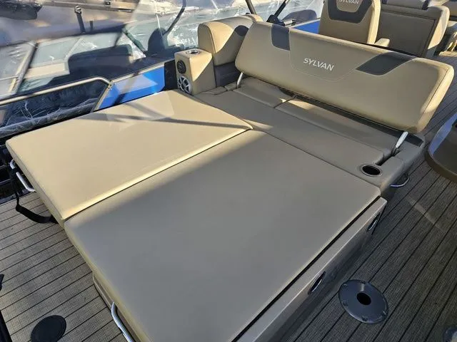 Slide: The Image of Sylvan L3 DLZ DH Bar 2025 - 19