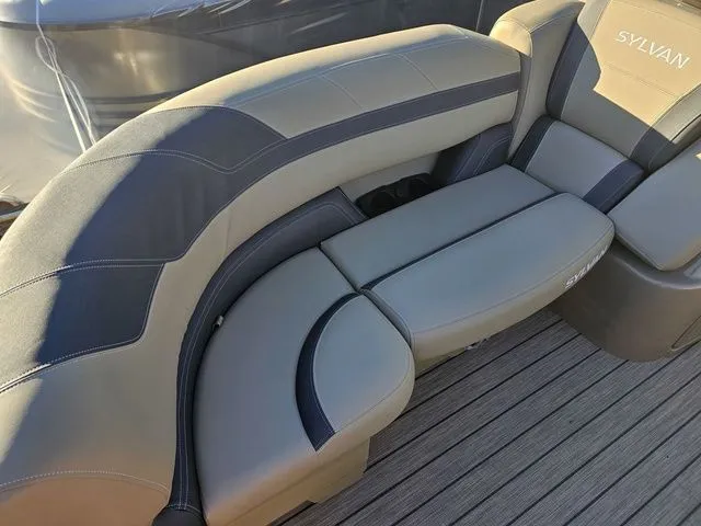 Slide: The Image of Sylvan L3 DLZ DH Bar 2025 - 7