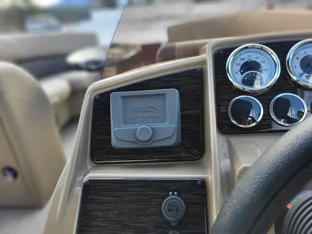 Slide: The Image of Sylvan MIRAGE 822 CLZ DH 2025 - 10