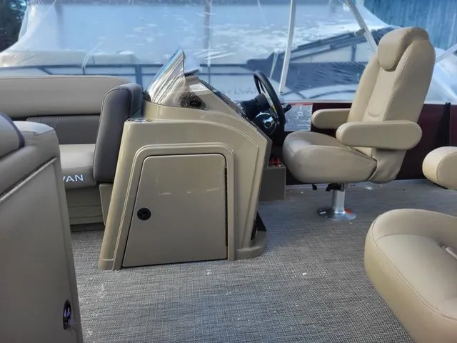 Slide: The Image of Sylvan MIRAGE 822 CLZ DH 2025 - 15