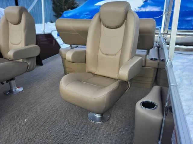 Slide: The Image of Sylvan MIRAGE 822 CLZ DH 2025 - 19