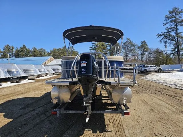 Slide: The Image of Sylvan Mirage 8522 LZ 2025 - 3