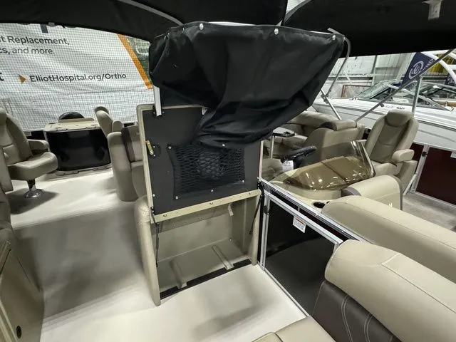 Slide: The Image of Sylvan 8522 Party Fish 2023 - 5