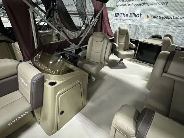 Slide: The Image of Sylvan 8522 Party Fish 2023 - 6