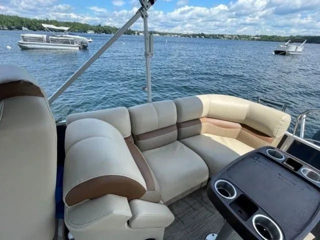 Slide: The Image of Godfrey San Pan 2500 SB 2019 - 11