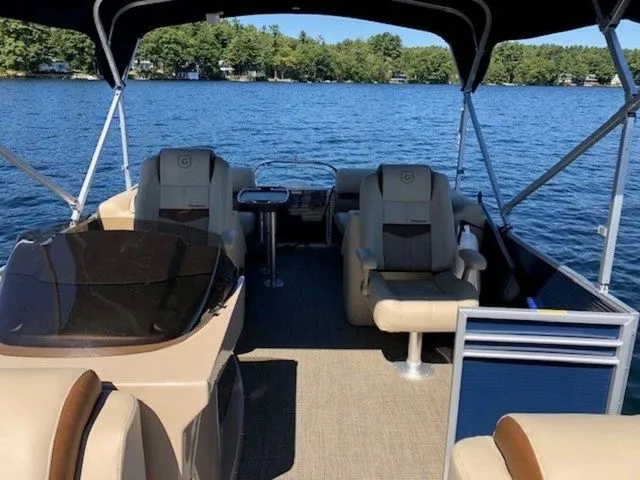 Slide: The Image of Godfrey San Pan 2500 SB 2019 - 4