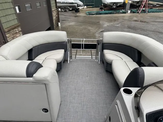 Slide: The Image of 2022 Sylvan 8522 LZ pontoon boat with spacious seating and modern design. - 11