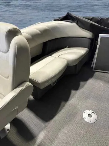 Slide: The Image of Sylvan 8520 LZ 2022 - 3