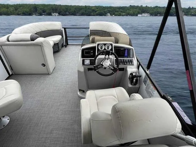 Slide: The Image of Sylvan X3 2023 - 7