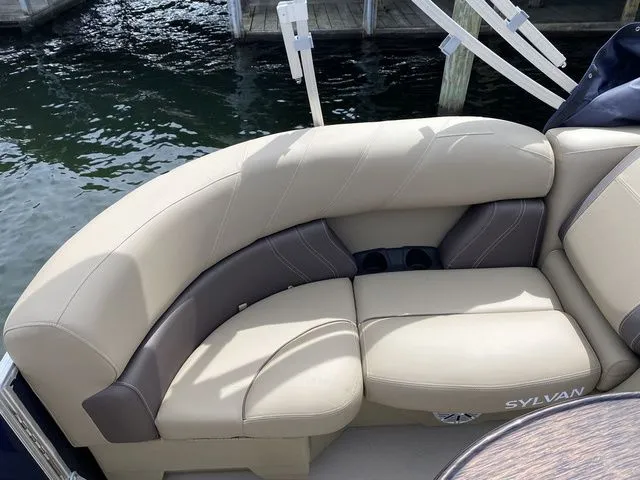 Slide: The Image of Sylvan MIRAGE 820LZ 2023 - 6