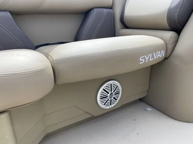 Slide: The Image of Sylvan MIRAGE 820LZ 2023 - 8