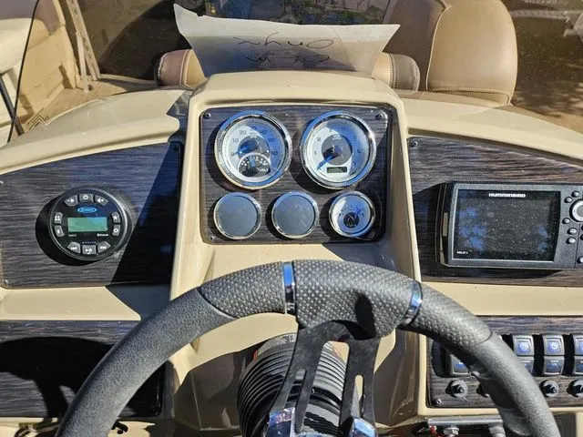 Slide: The Image of Sylvan 8520 LZ 2023 - 5