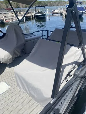 Slide: The Image of Sylvan L-1 DLZ - LOADED 2023 - 12