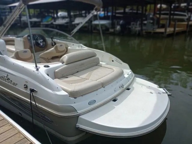 Slide: The Image of NauticStar 232dc 2011 - 3