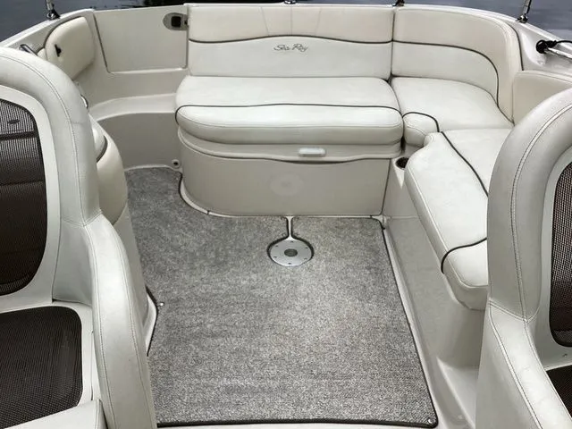 Slide: The Image of Sea Ray 240 Sundeck 2008 - 20