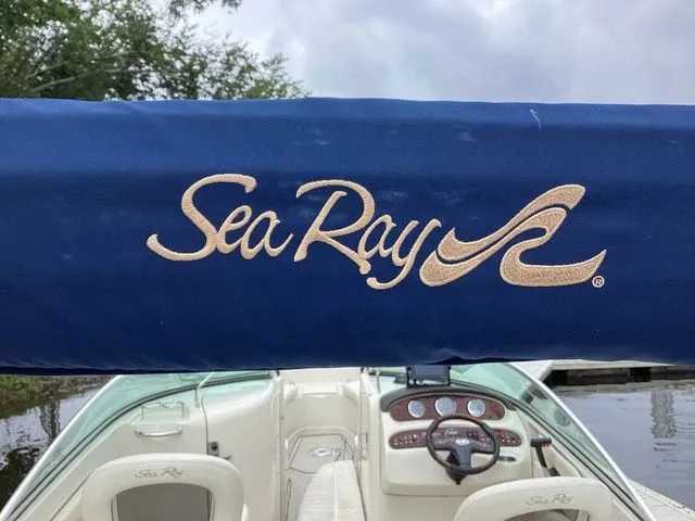 Slide: The Image of Sea Ray 240 Sundeck 2008 - 6