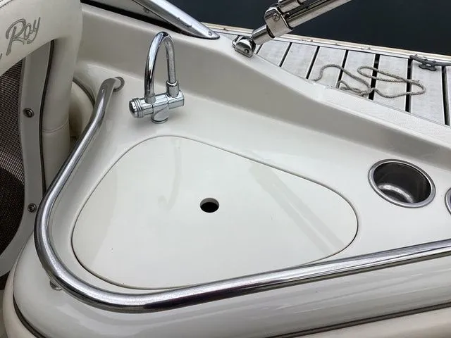 Slide: The Image of Sea Ray 240 Sundeck 2008 - 9