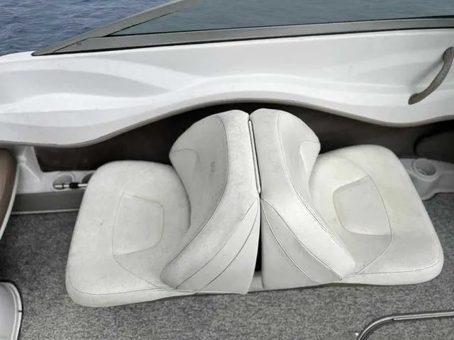 Slide: The Image of Four Winns 190 Horizon 2007 - 10