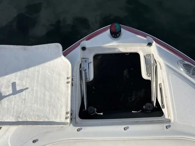 Slide: The Image of Crownline Boats 230 LS 2007 - 12