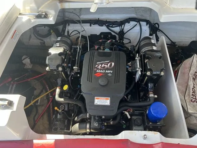 Slide: The Image of Crownline Boats 230 LS 2007 - 14