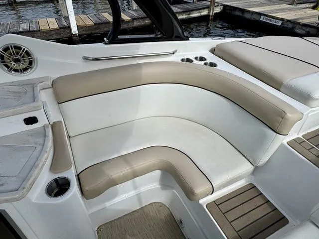 Slide: The Image of Rinker 276 Captiva 2015 - 17